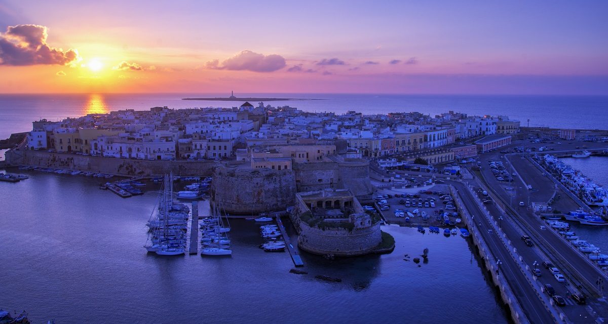 https://www.ipomehotels.com/en/wp-content/uploads/2020/07/Gallipoli-Photo-by-Nico-Sebaste-on-FlickR-1200x640.jpg