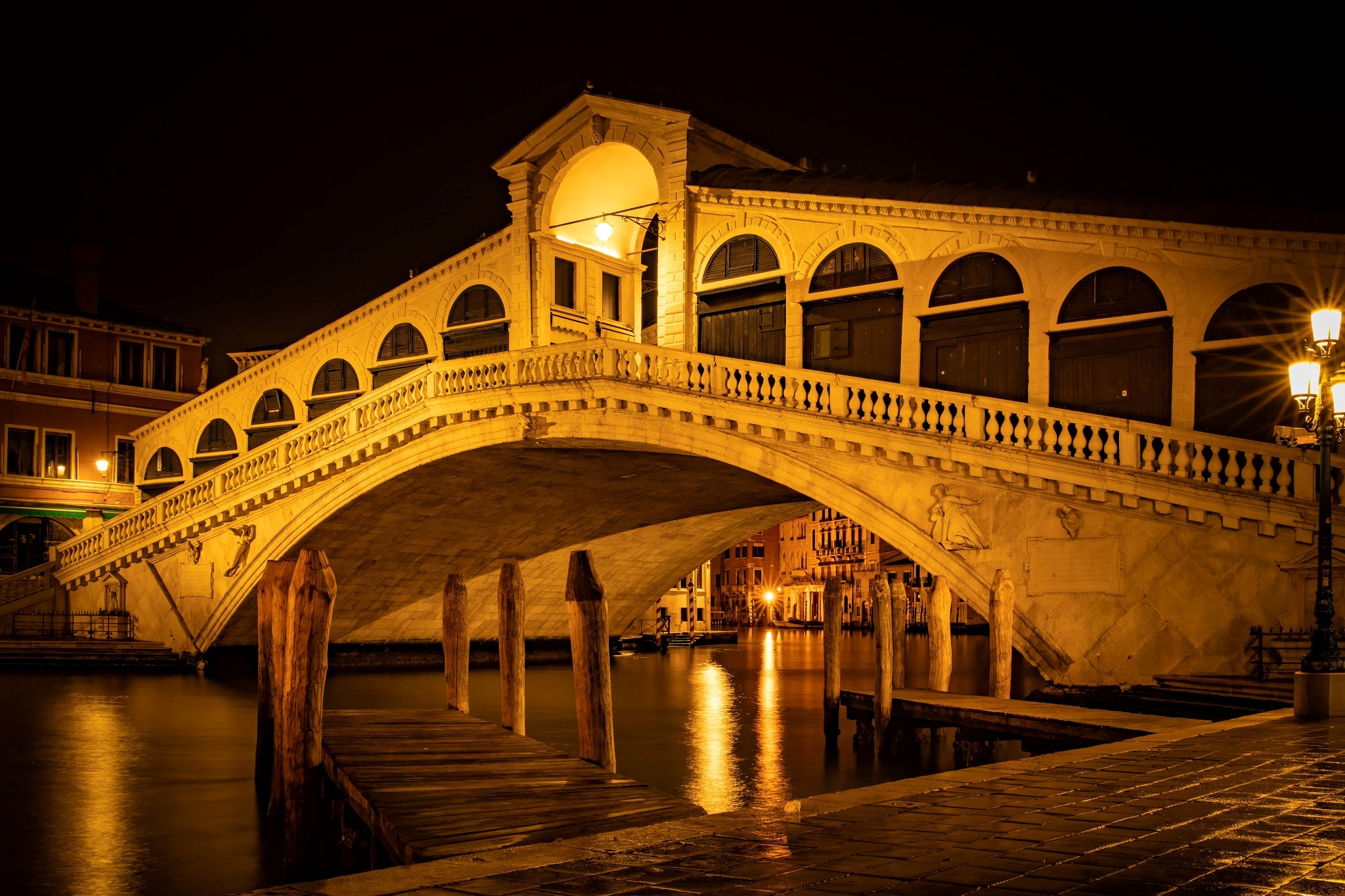 Ponte di Rialto Icons Venice