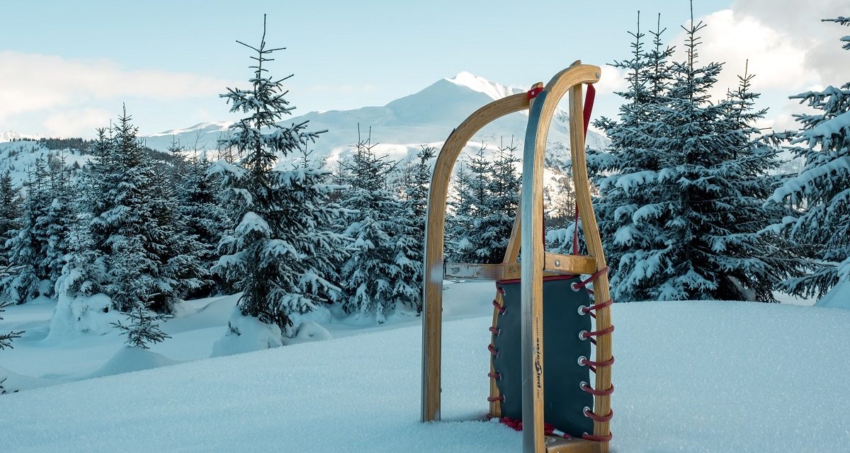 https://www.ipomehotels.com/en/wp-content/uploads/2022/03/Toboggan-Photo-by-Patrick-Robert-Doylea-on-unsplash-1200x640.jpg